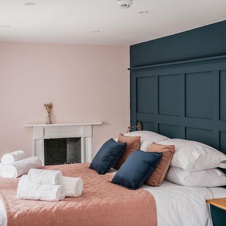 The Heathcock Boutique Hotel - Room 3 คาร์ดิฟฟ์ ภายนอก รูปภาพ